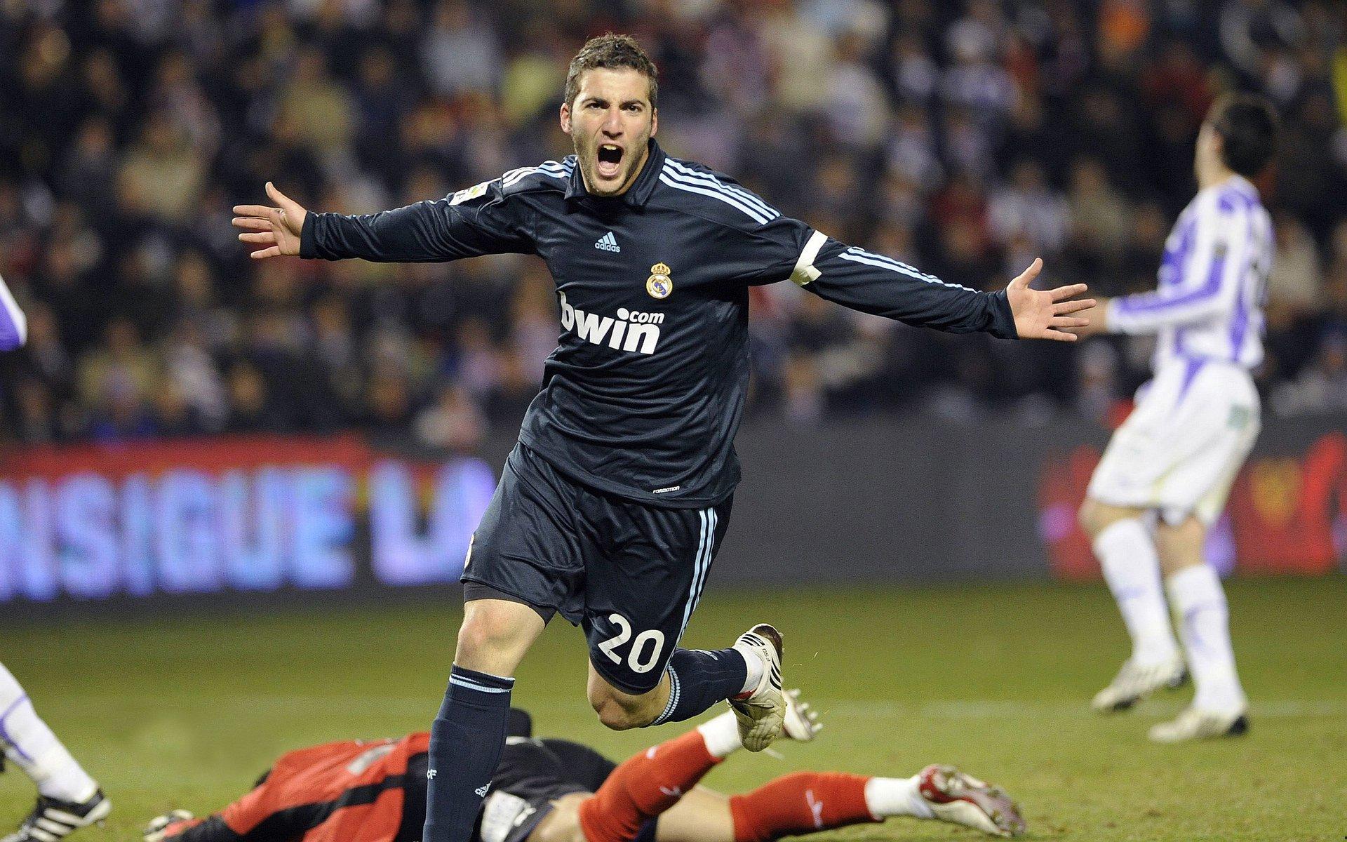 恩里克，巴黎年轻球员经验丰富 欧冠决赛将延续固有战术迎战国米