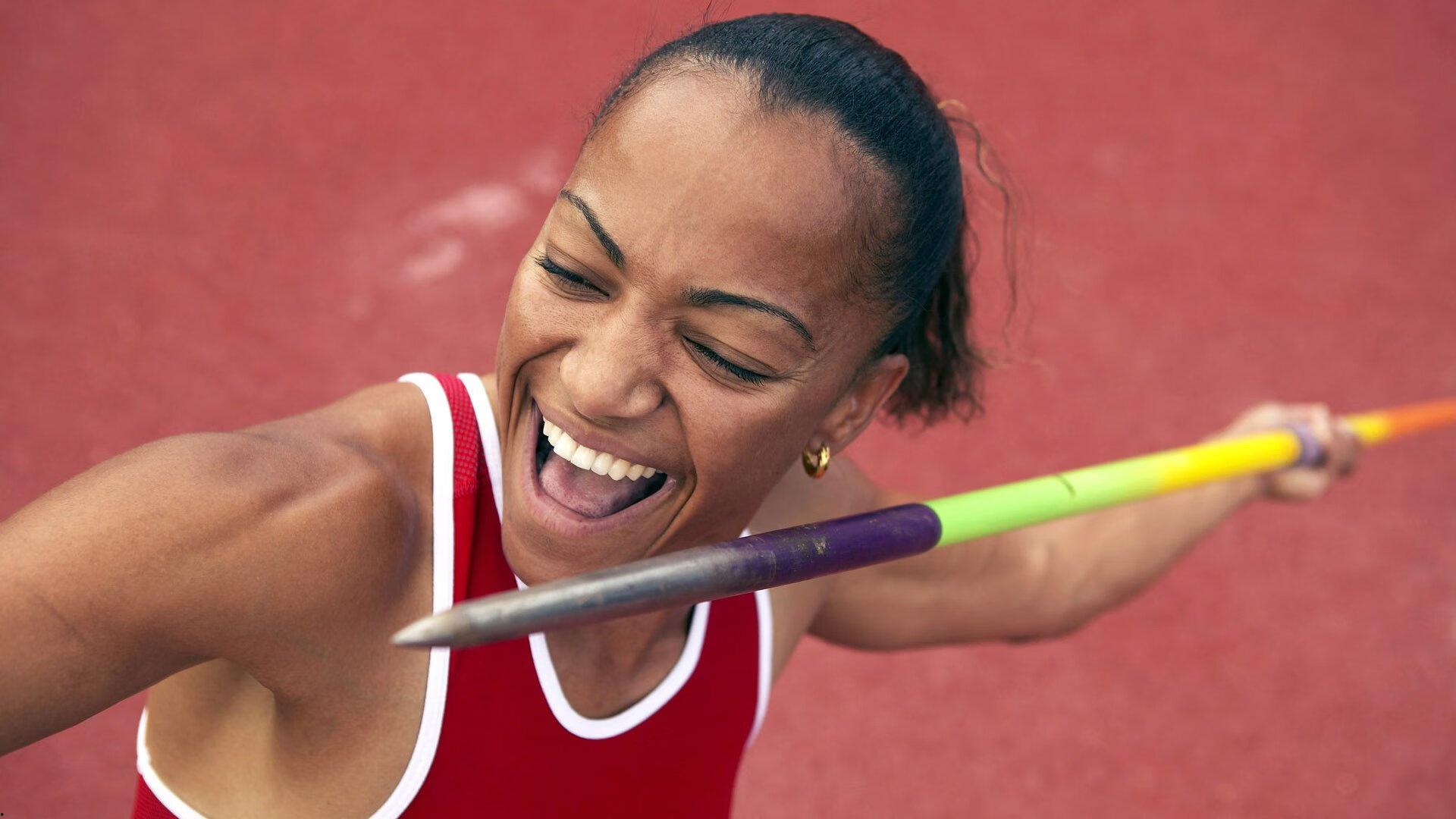 葡萄牙历史性夺冠，C罗泪洒领奖台，摩根社媒引爆全球热议